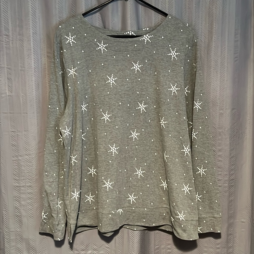 Croft & Barrow Extra Soft Snowflake Long Sleeved Top
